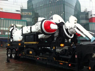 Illustration for article titled Giant Patlabor Mecha Withstands a Real Typhoon